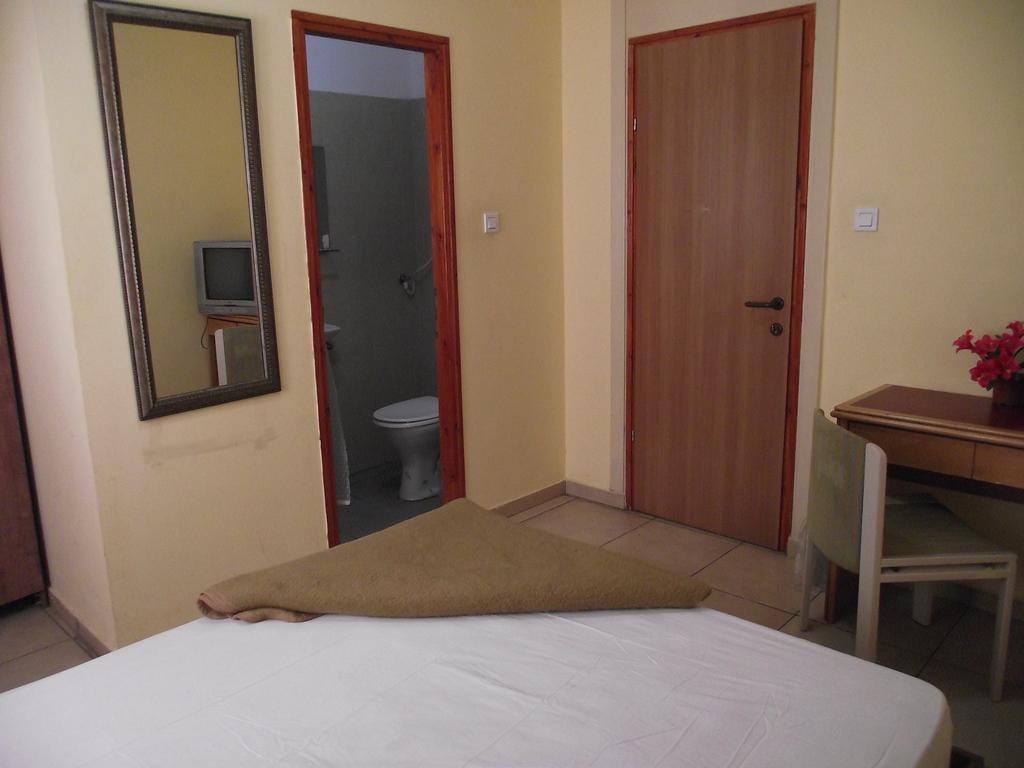 Hotel 28 Tel Aviv Ruang foto