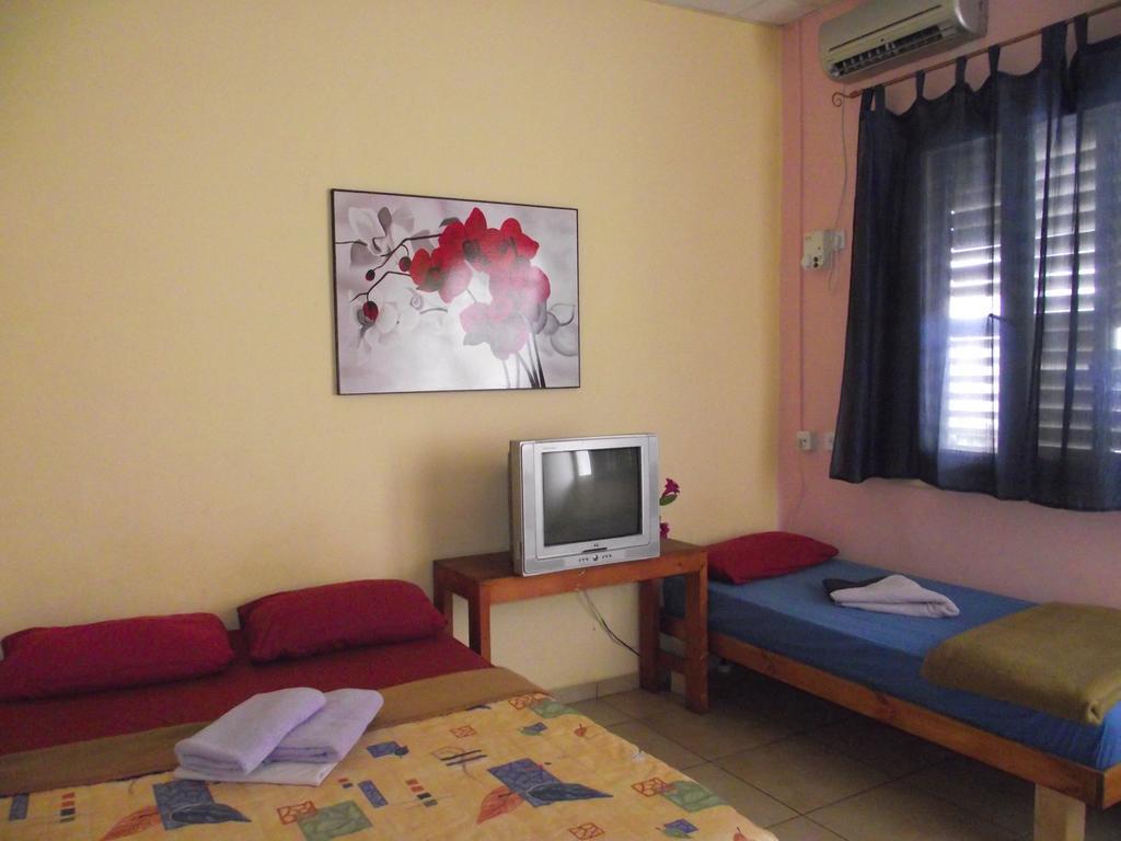 Hotel 28 Tel Aviv Ruang foto